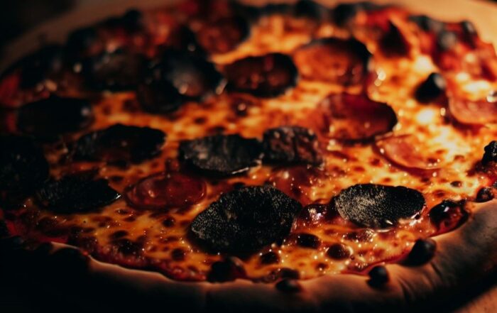 pizza cocinada en un horno que necesita recambios